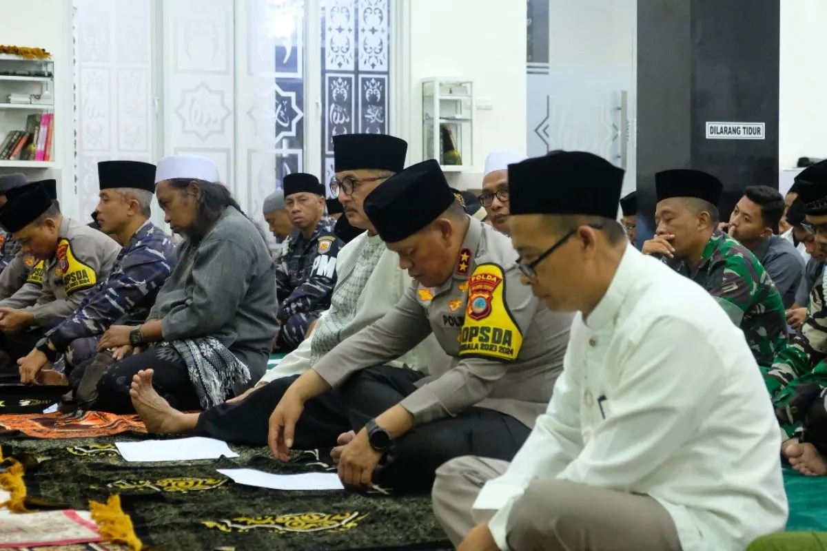 wujudkan pemilu damai polda sulteng menggelar doa bersama 69939